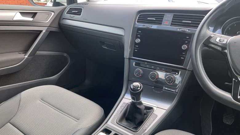 Volkswagen Golf 1.4 TSI SE [Nav] 5dr Petrol Hatchback